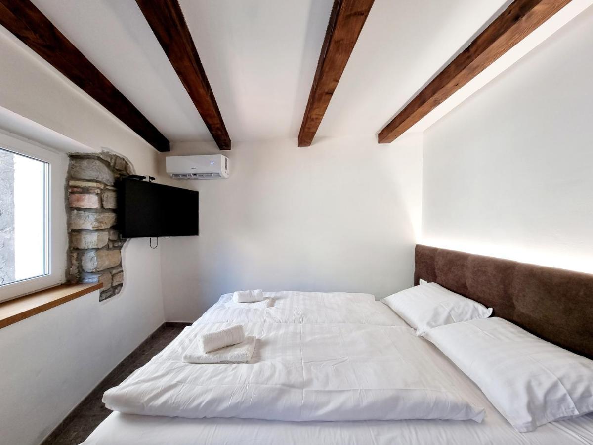 Akvatour Apartments פיראן מראה חיצוני תמונה