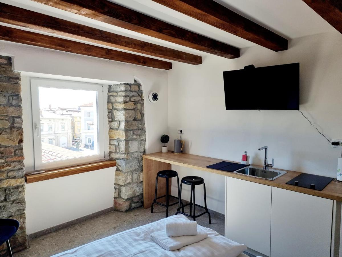 Akvatour Apartments פיראן מראה חיצוני תמונה