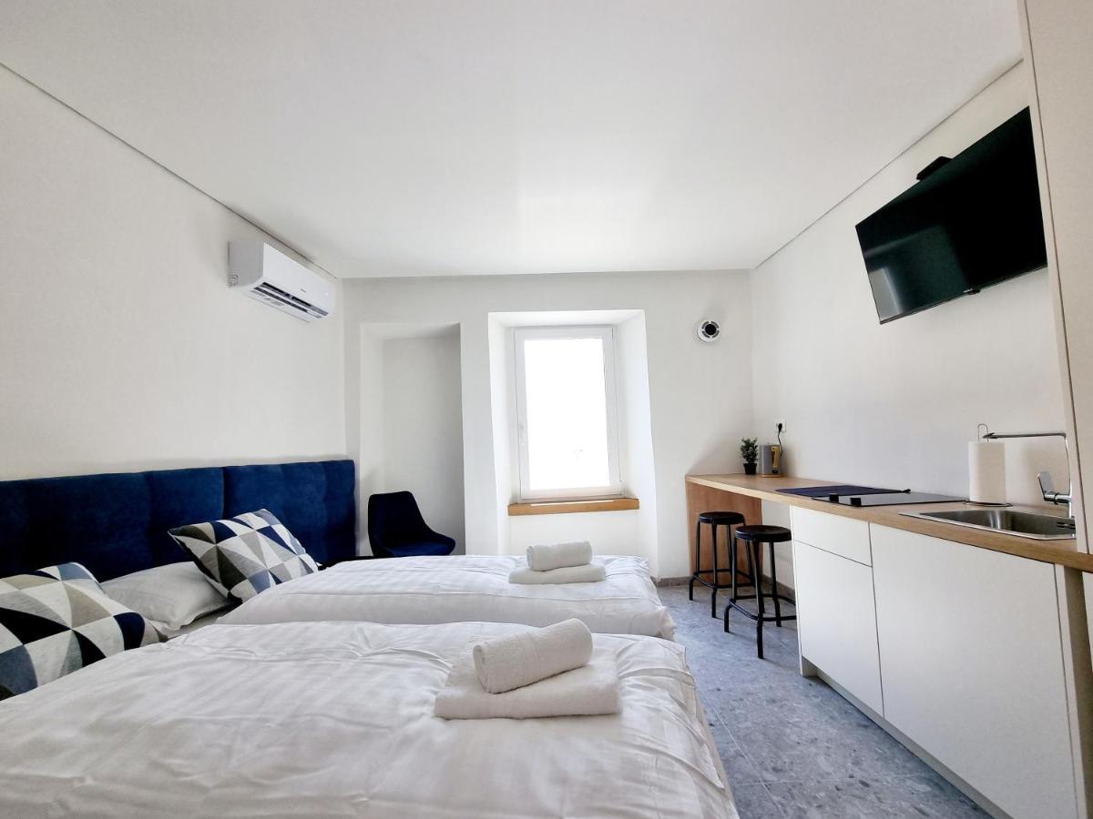 Akvatour Apartments פיראן מראה חיצוני תמונה